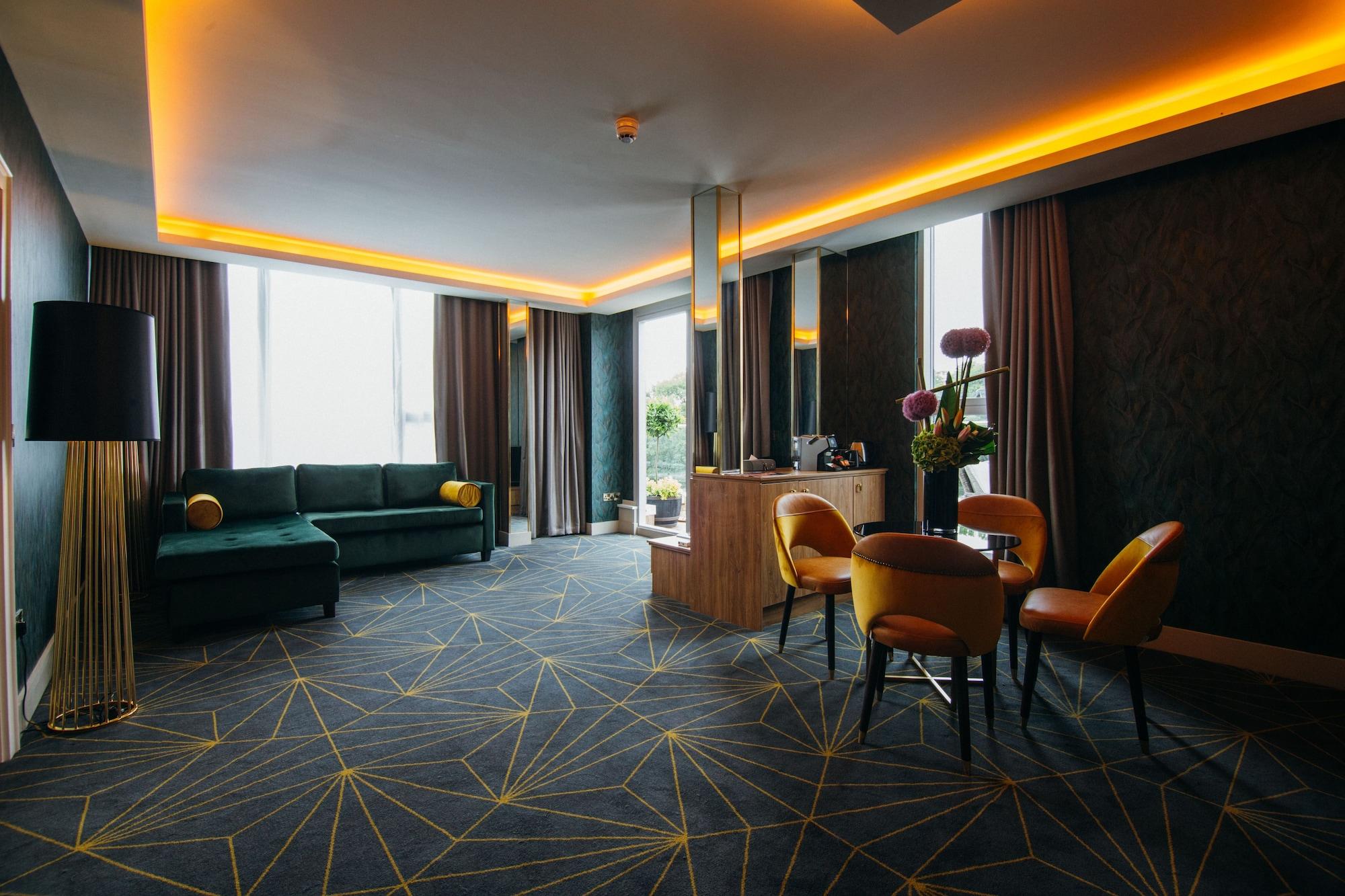 Iveagh Garden Hotel Dublin Exterior photo