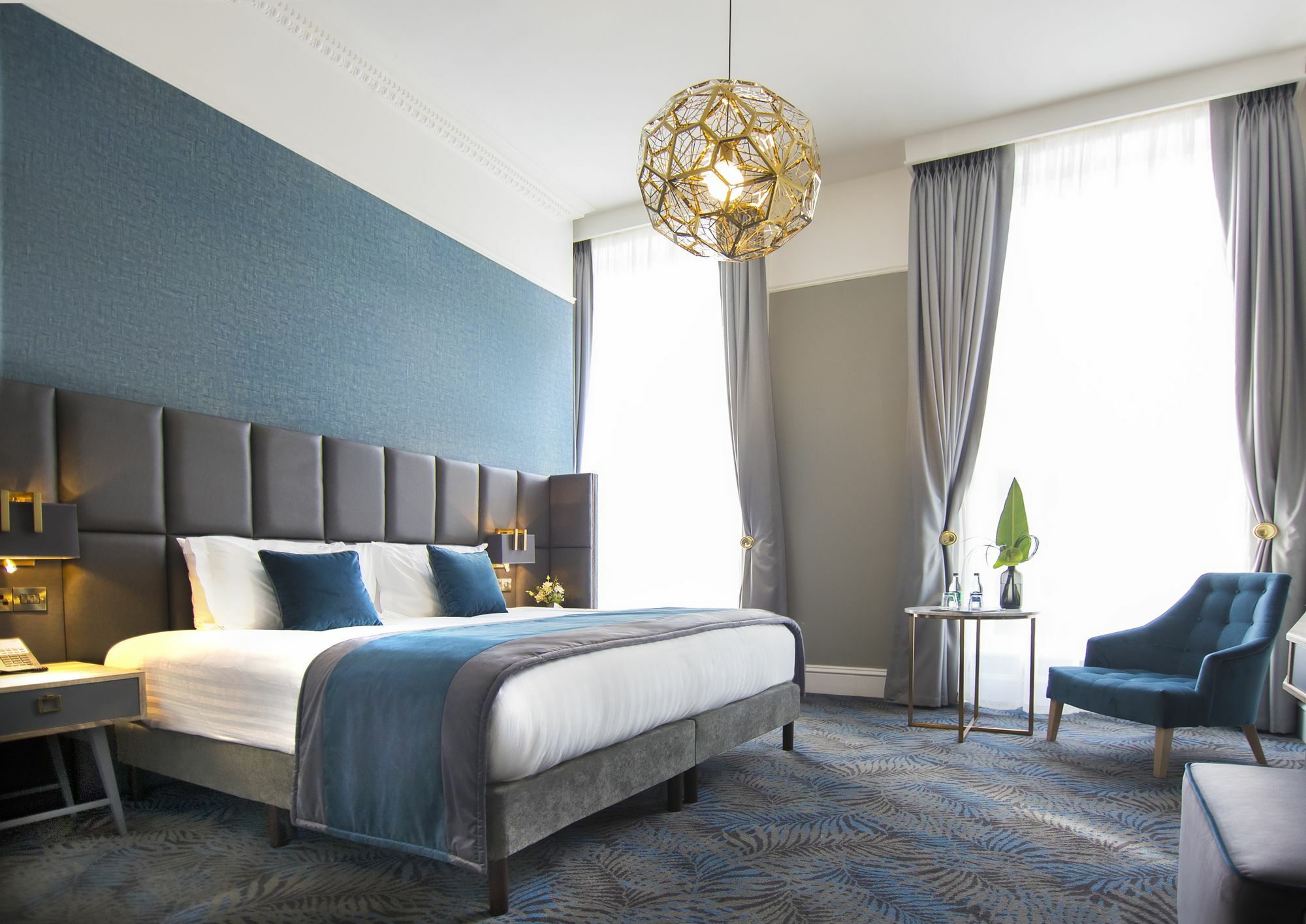 Iveagh Garden Hotel Dublin Exterior photo